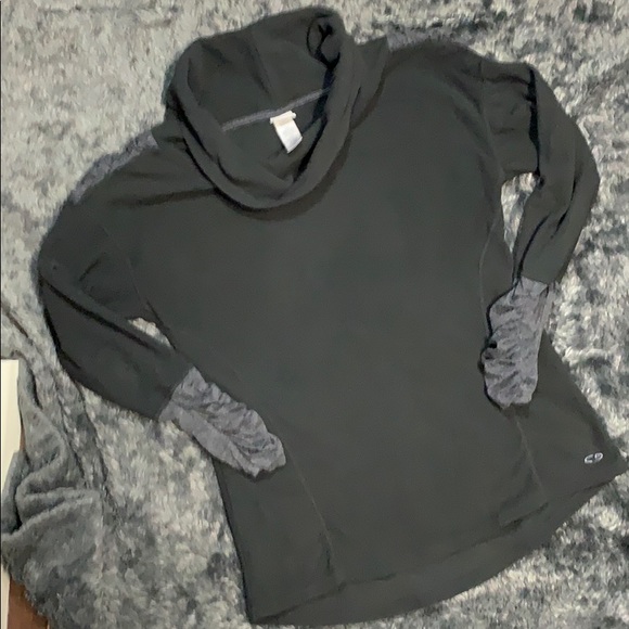 C9 by Champion Tops - 💥3/$20 C9 By Champion Sweater Sz S